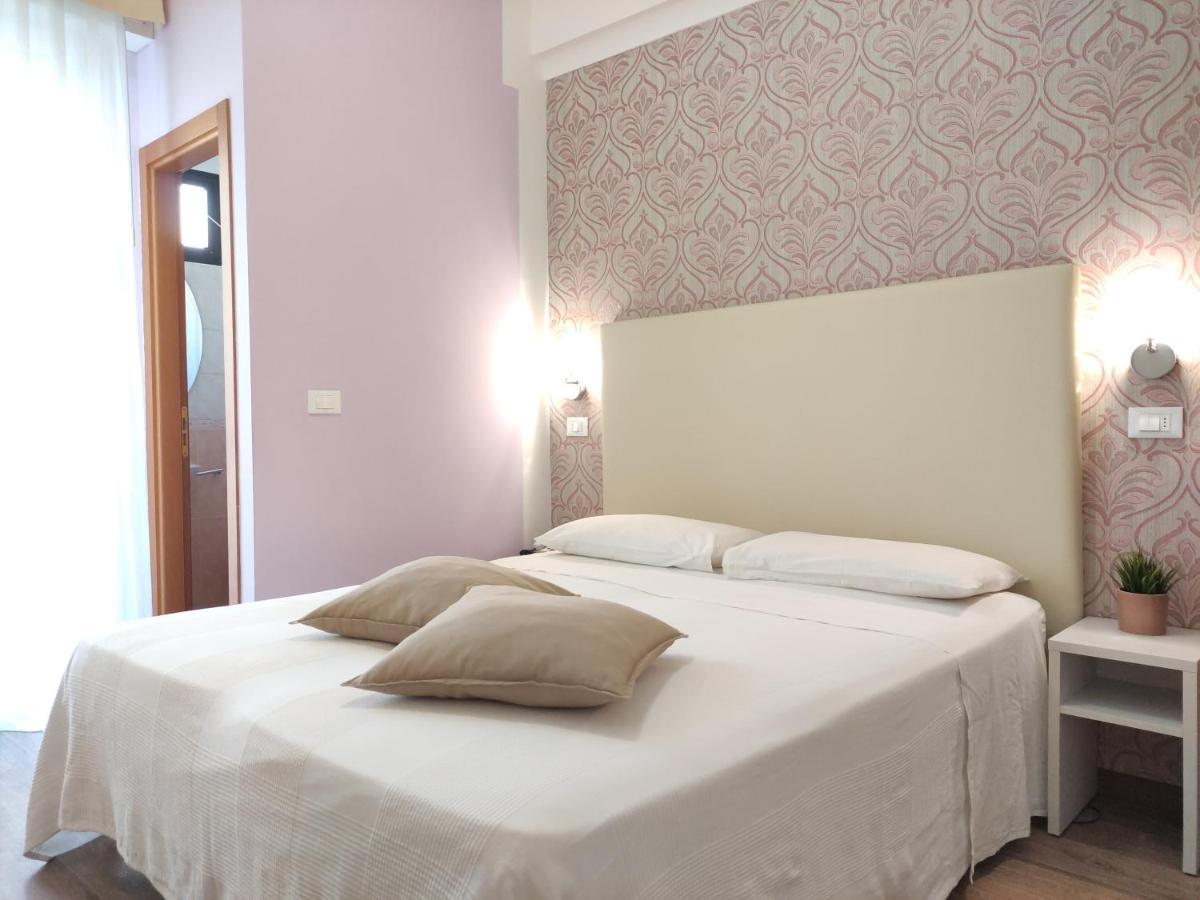 Hotel Galassia Rimini Exterior photo