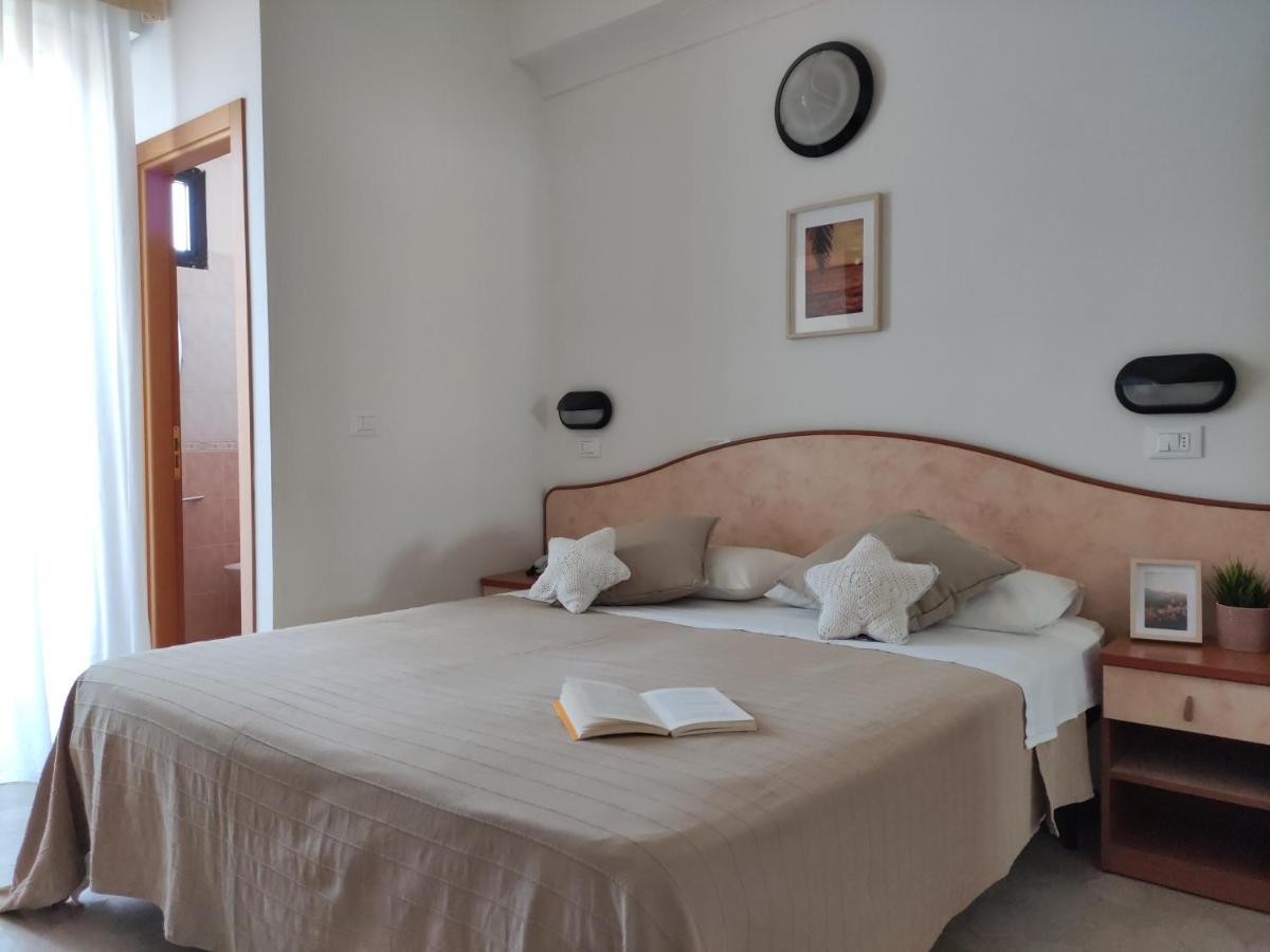 Hotel Galassia Rimini Exterior photo