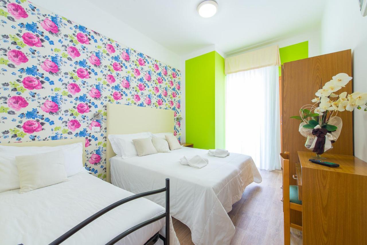 Hotel Galassia Rimini Exterior photo